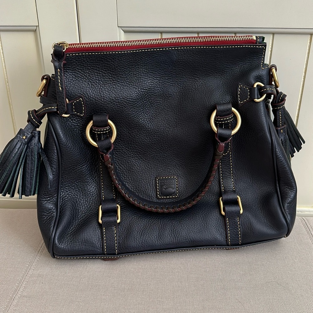Like New Dooney & Bourke Florentine small satchel - Navy